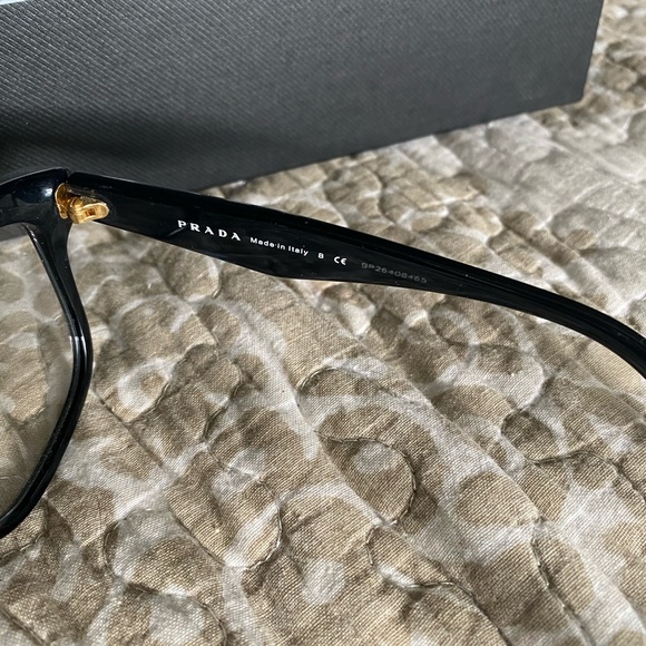 NWOT Prada PR29RV Eyeglass Frames 1AB1O1-54 - Black PR29RV-1AB1O1-54 - Picture 3 of 6